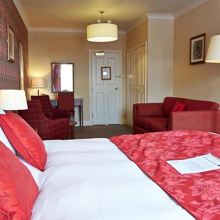 King'S Head Hotel By Greene King Inns Wimborne Minster Eksteriør billede