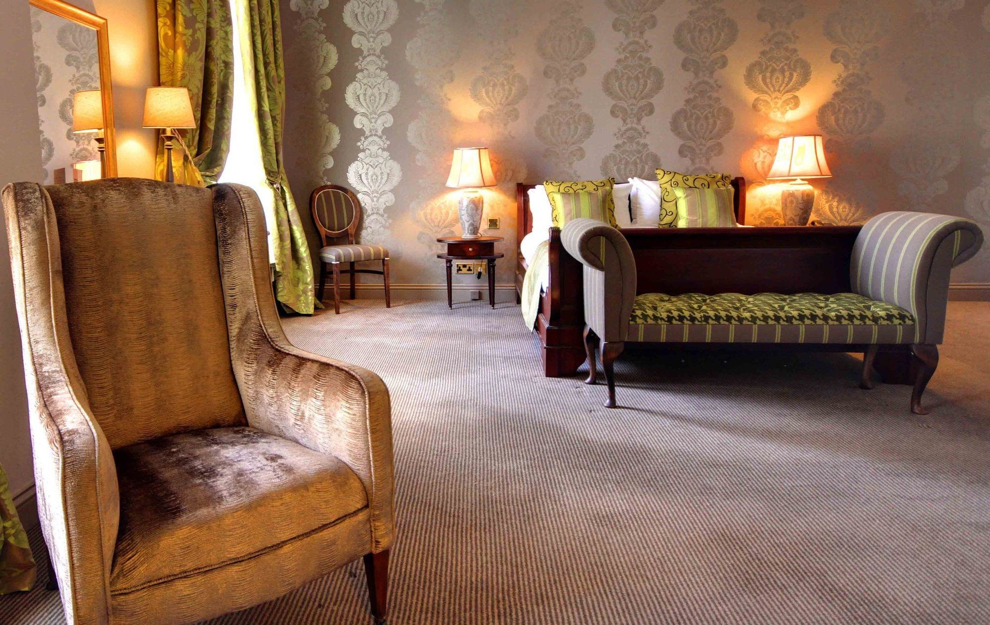 King'S Head Hotel By Greene King Inns Wimborne Minster Eksteriør billede