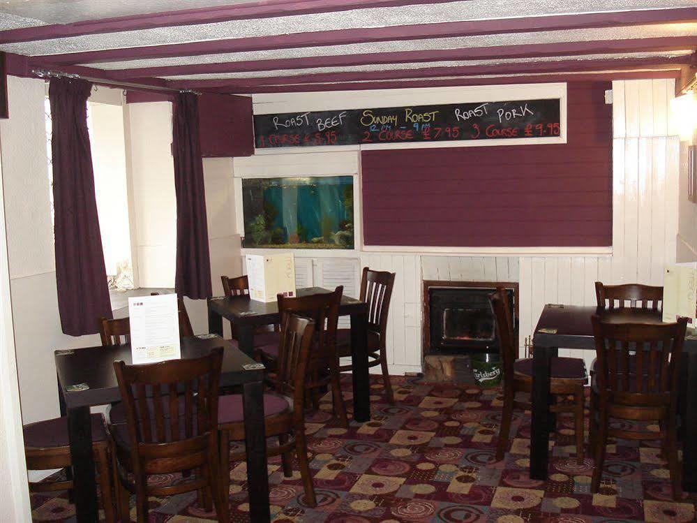 King'S Head Hotel By Greene King Inns Wimborne Minster Eksteriør billede