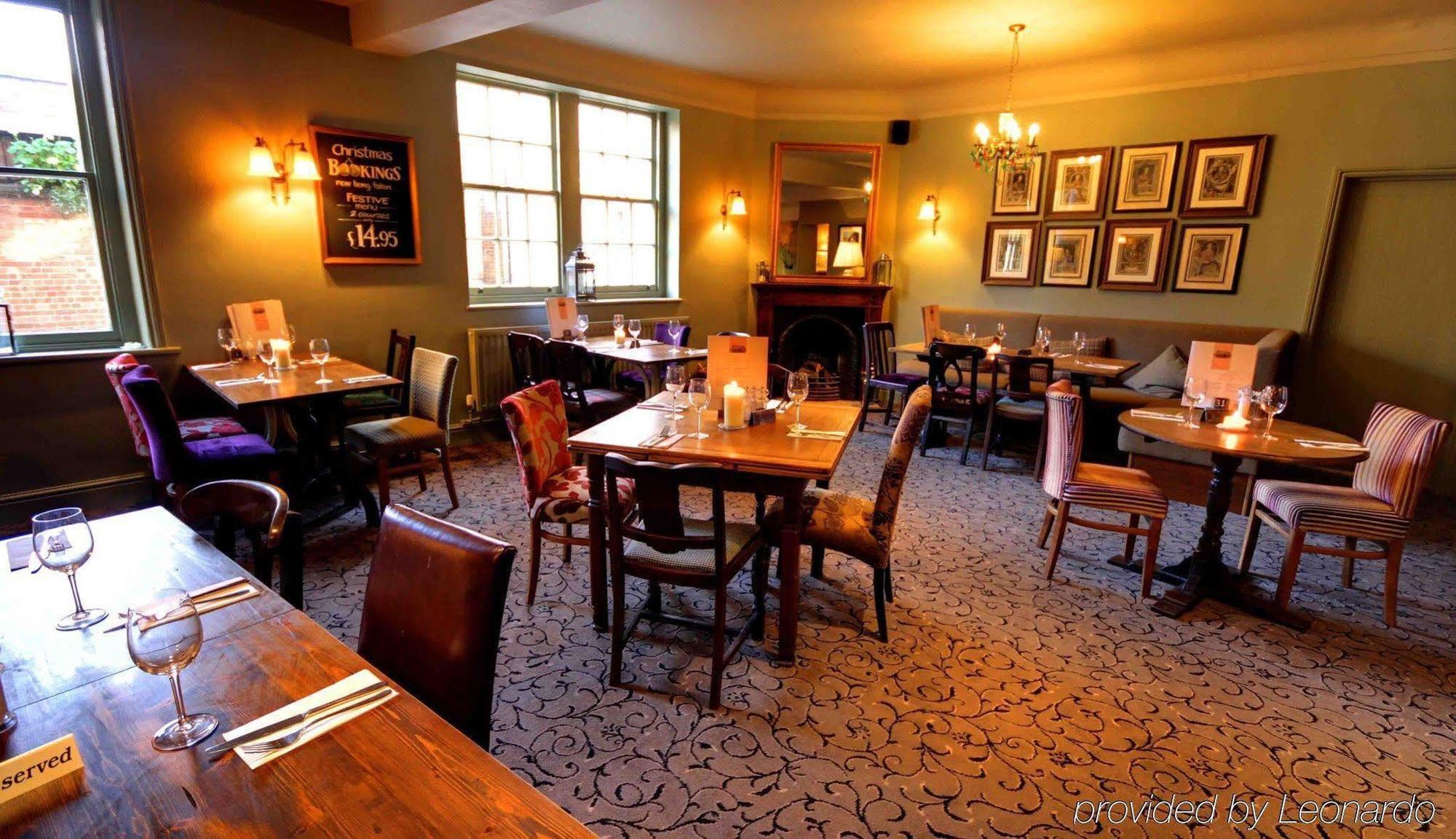 King'S Head Hotel By Greene King Inns Wimborne Minster Eksteriør billede