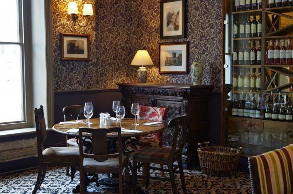 King'S Head Hotel By Greene King Inns Wimborne Minster Eksteriør billede