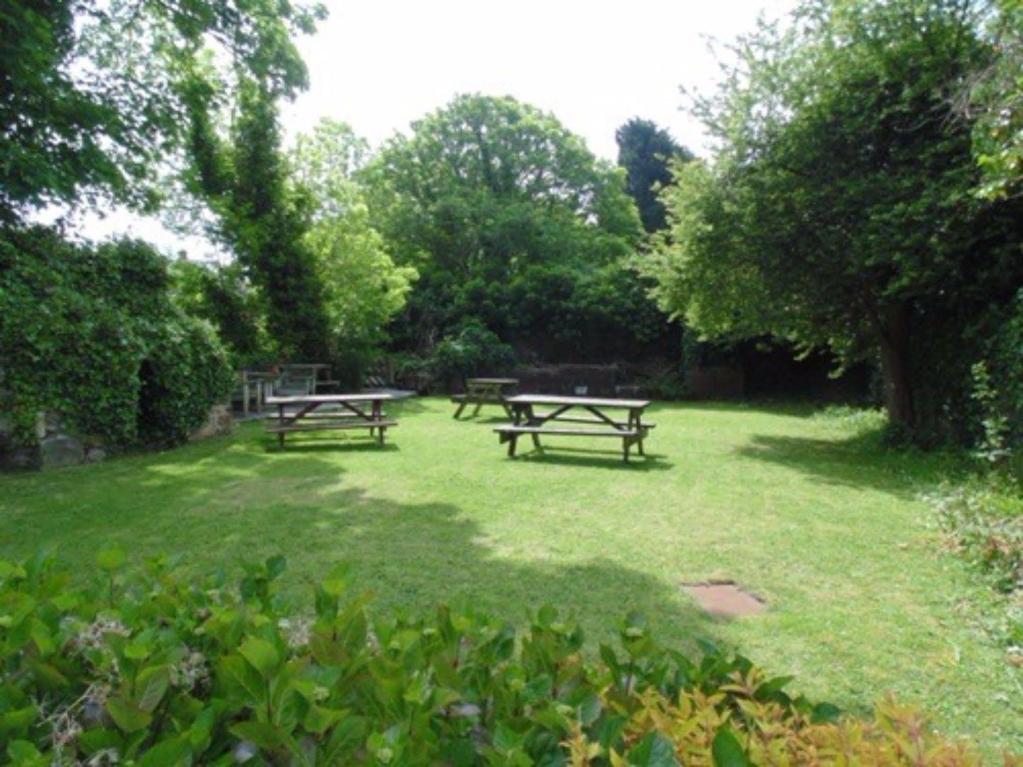 King'S Head Hotel By Greene King Inns Wimborne Minster Eksteriør billede
