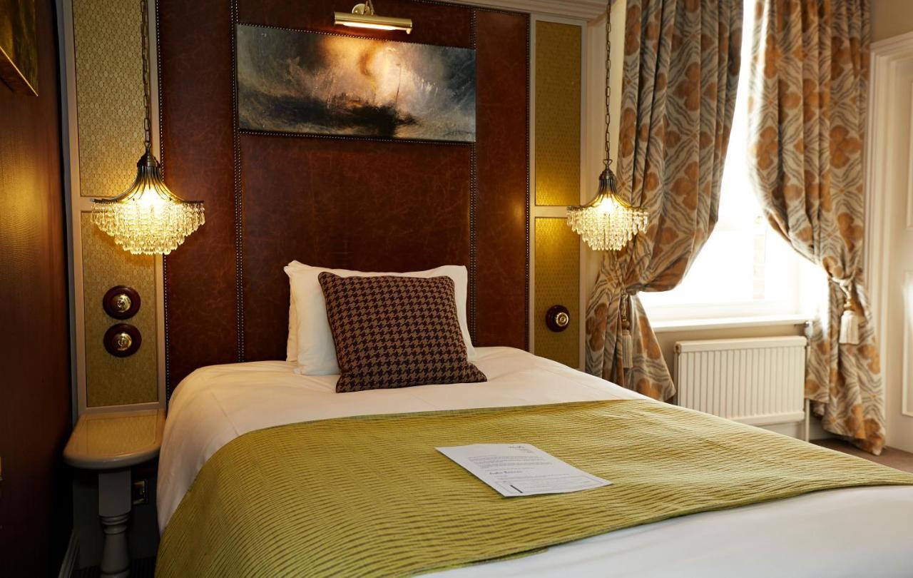 King'S Head Hotel By Greene King Inns Wimborne Minster Eksteriør billede