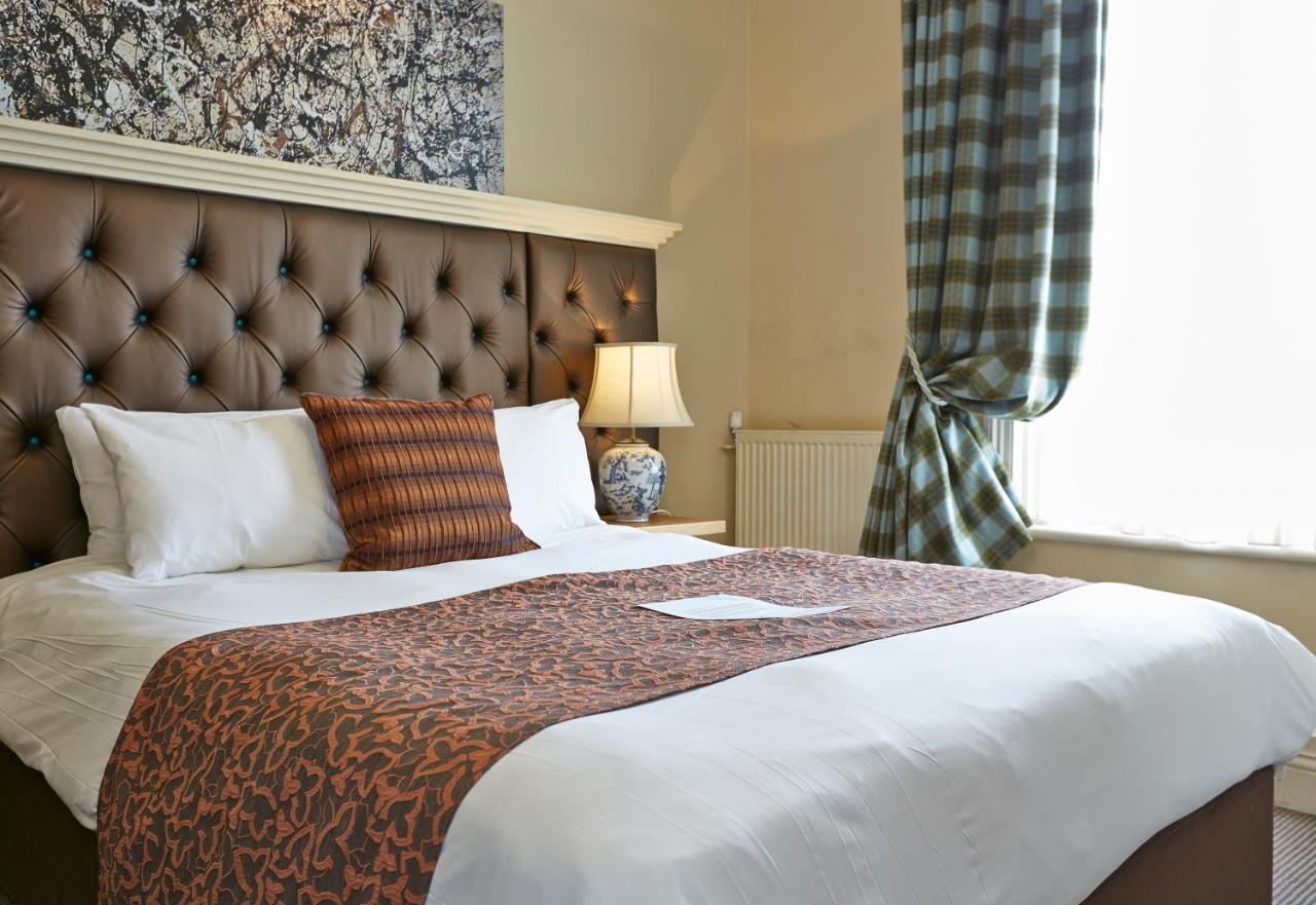 King'S Head Hotel By Greene King Inns Wimborne Minster Eksteriør billede