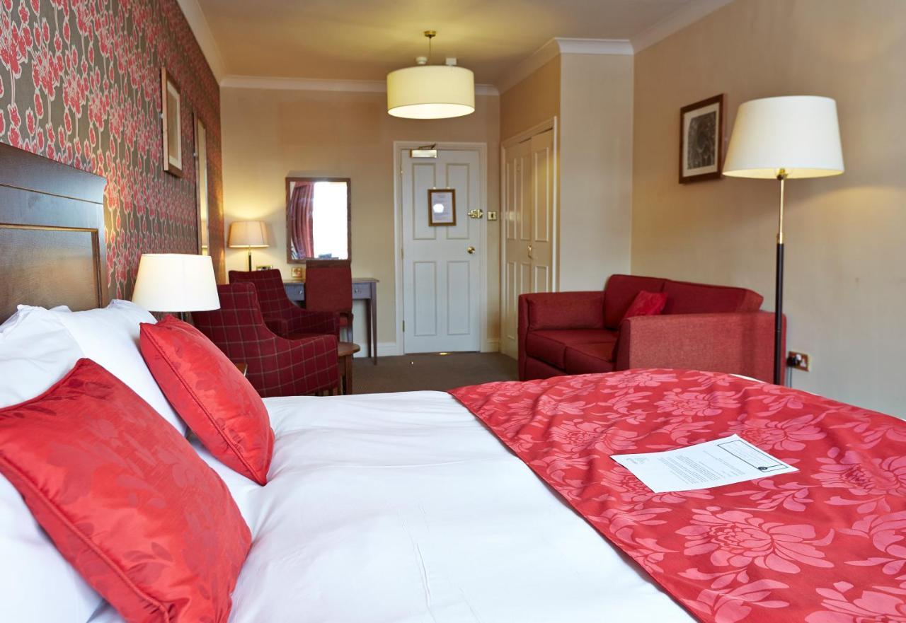 King'S Head Hotel By Greene King Inns Wimborne Minster Eksteriør billede